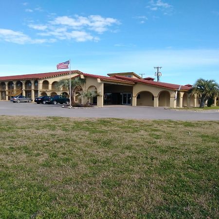 Days Inn By Wyndham San Antonio Lytle المظهر الخارجي الصورة