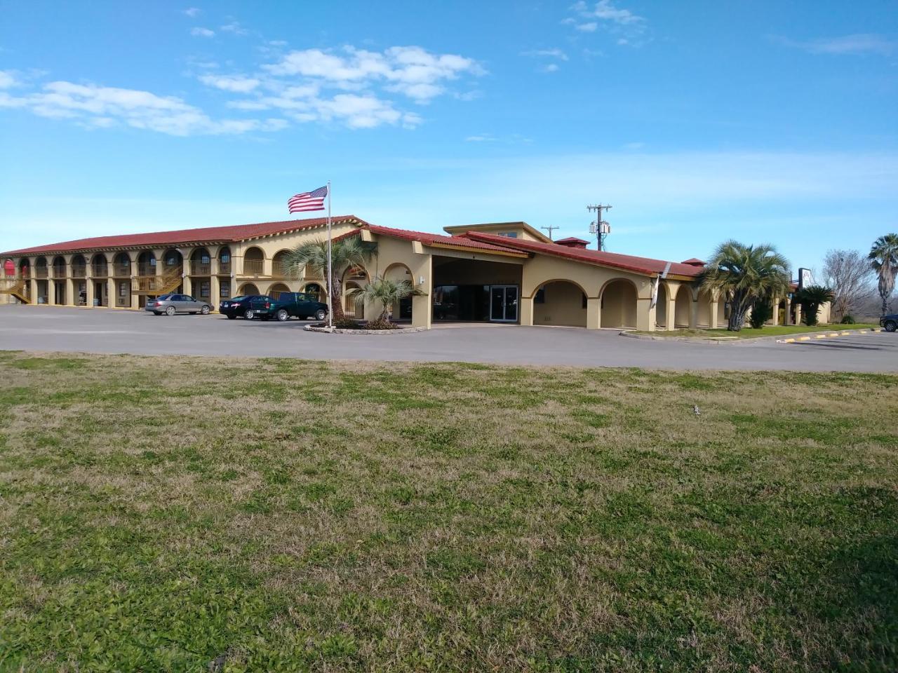 Days Inn By Wyndham San Antonio Lytle المظهر الخارجي الصورة
